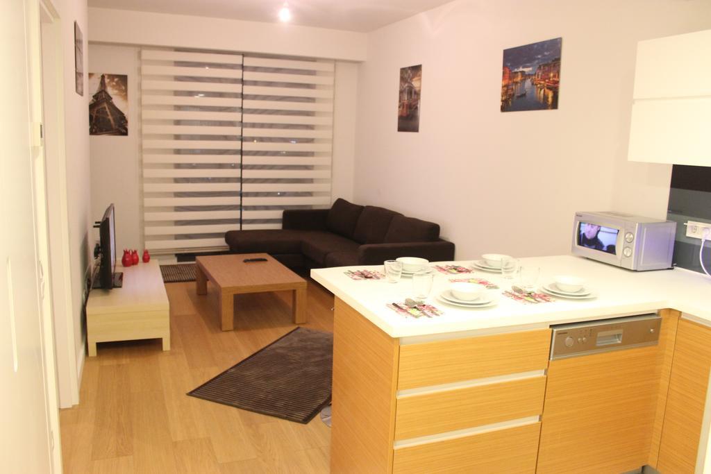 Demir Apartments Istanbul Bagian luar foto